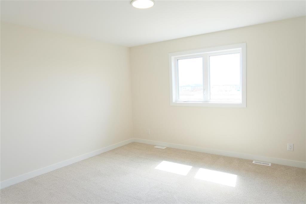 Photo 3 of 53 Gullane Street, Niverville MB