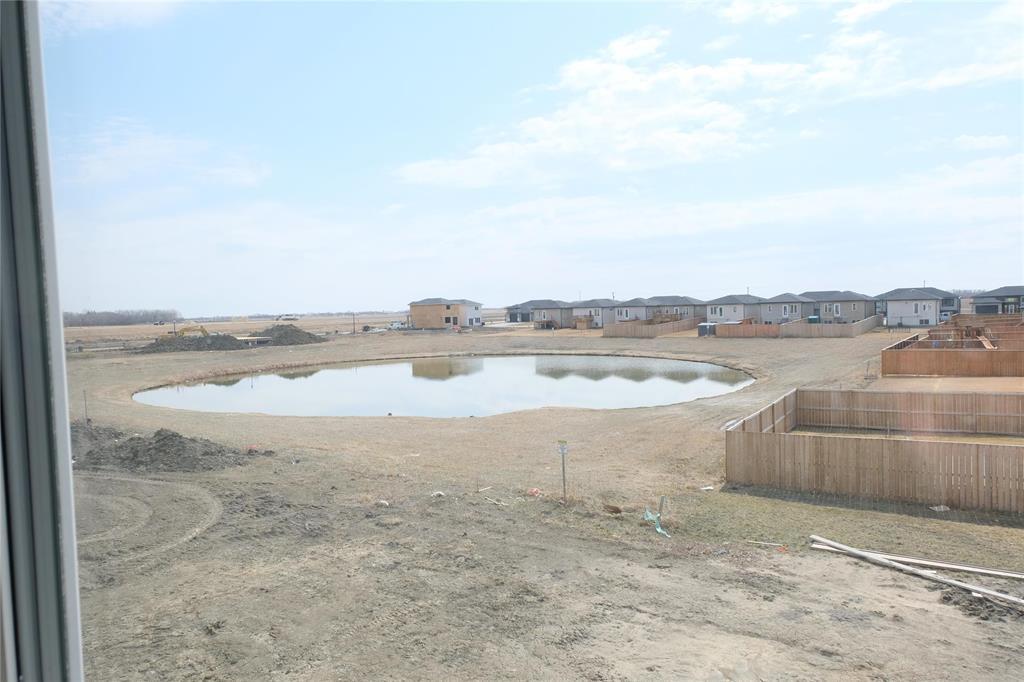 Photo 4 of 53 Gullane Street, Niverville MB