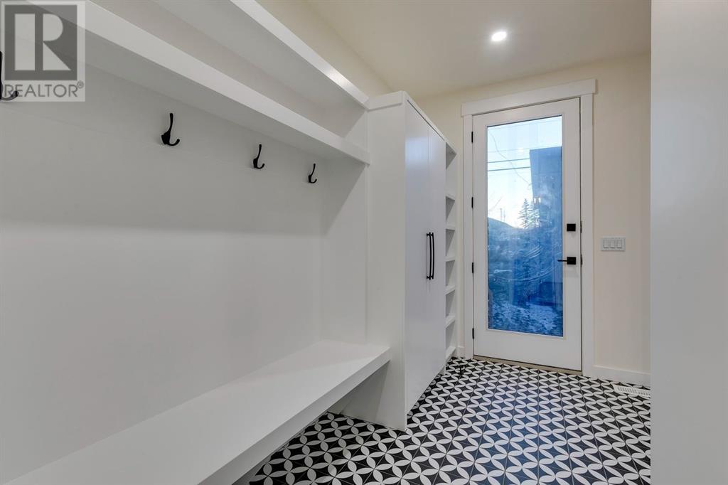 Single Family House for Sale in   Street SW Killarney/Glengarry Calgary 