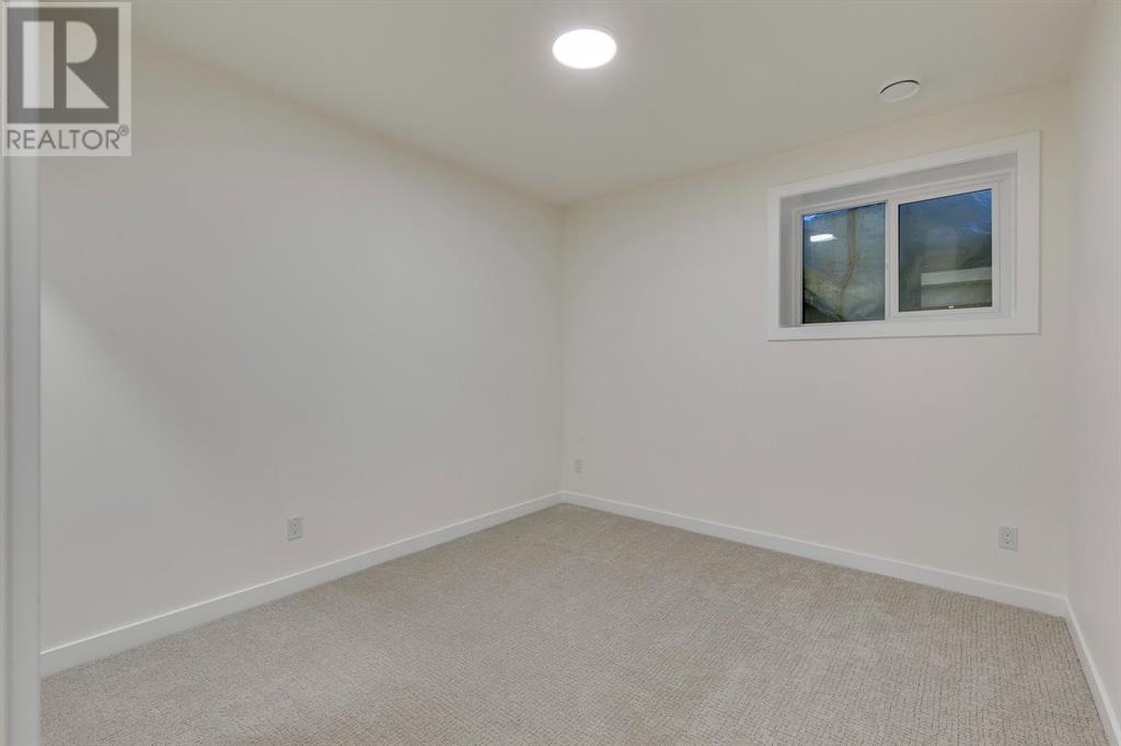 Single Family House for Sale in   Street SW Killarney/Glengarry Calgary 