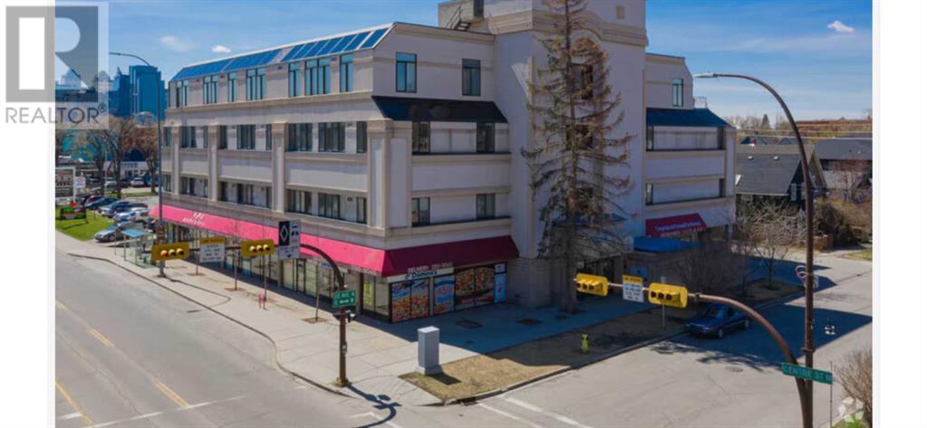 15, 1015 Centre Street NW, Calgary, Alberta