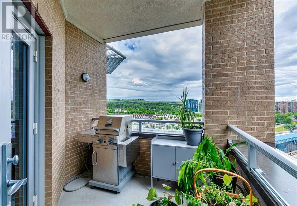 Single Family House for Sale in   Varsity Estates Circle NW Varsity Calgary 
