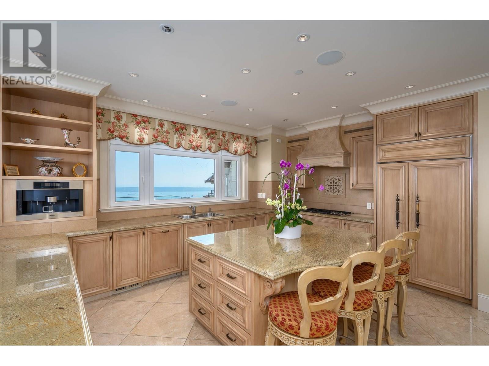 2743 WILLOUGHBY ROAD, West Vancouver