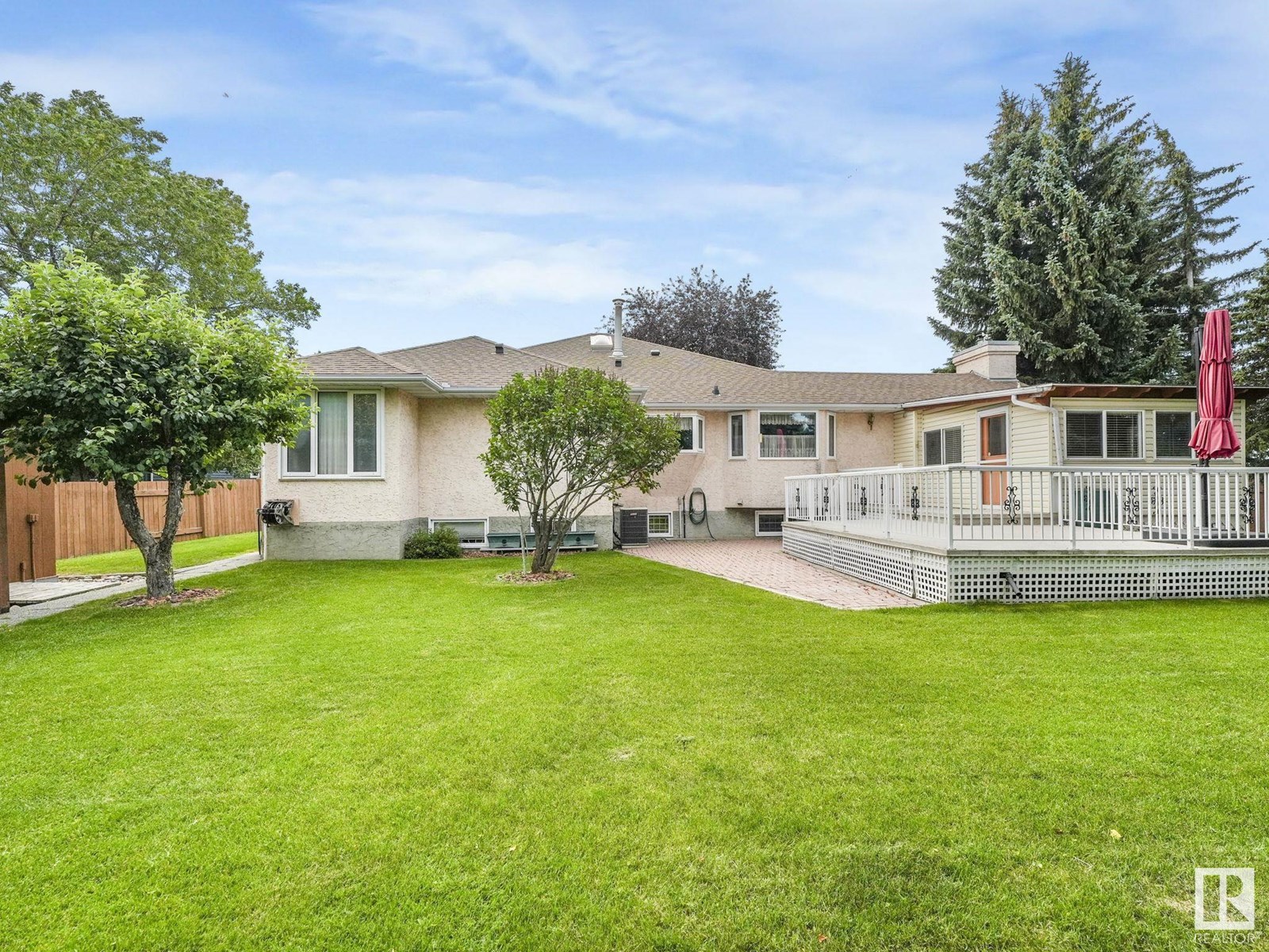 Photo 55 of 1820 Bearspaw Dr W Nw, Edmonton AB