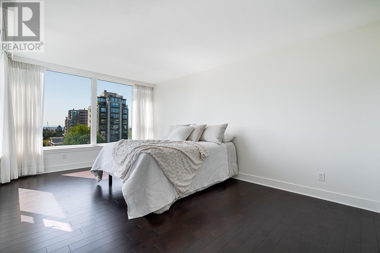 Photo 15 of 903 5425 Yew Street, Vancouver BC