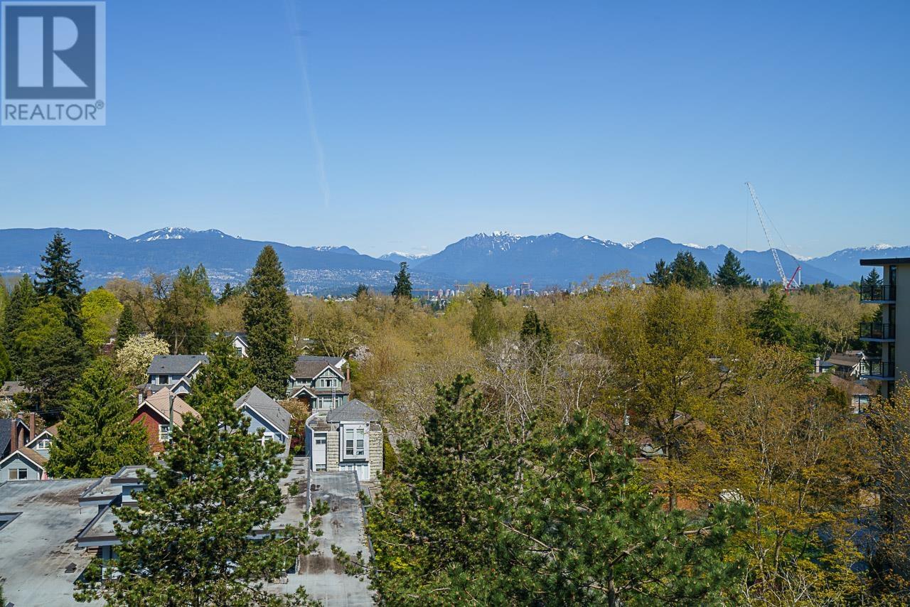 Photo 7 of 903 5425 Yew Street, Vancouver BC