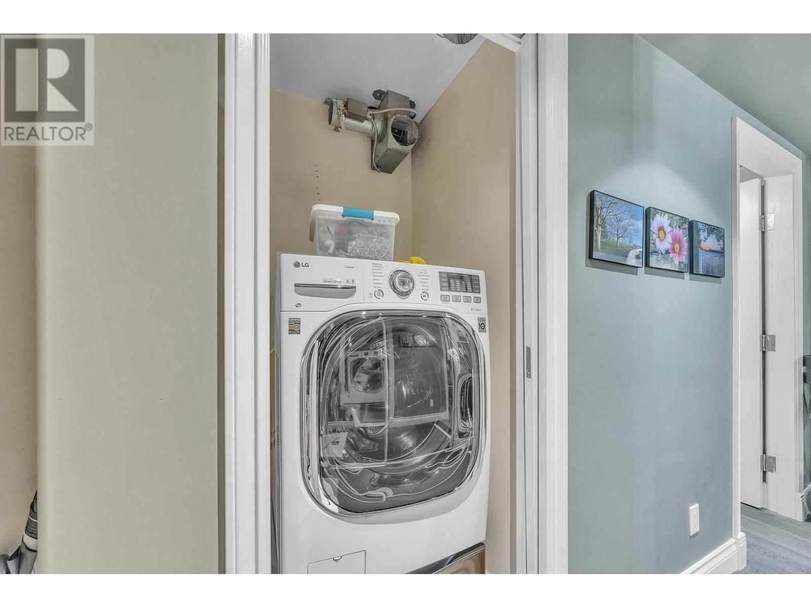 Photo 10 of 305 535 Nicola Street, Vancouver BC