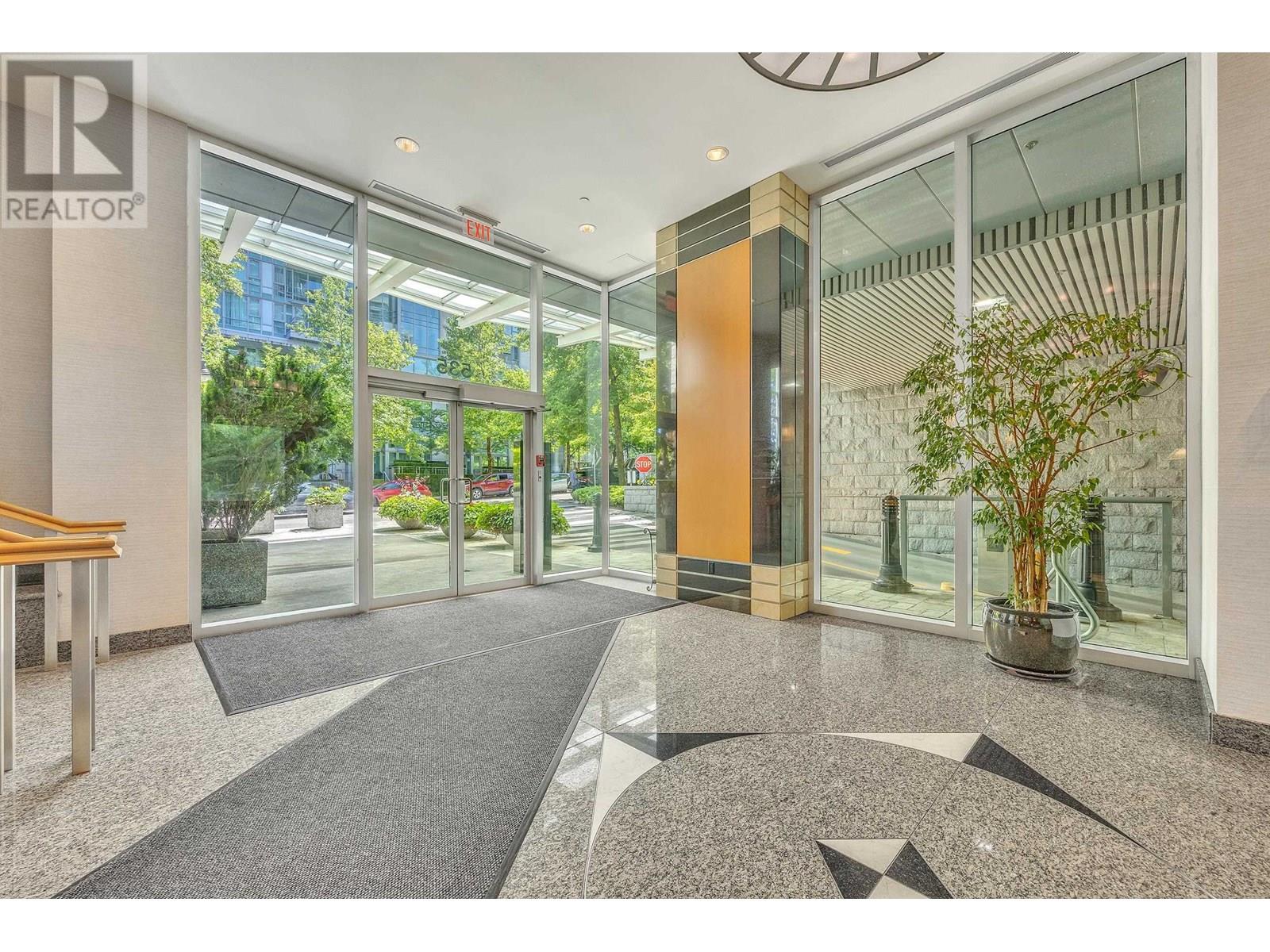Photo 14 of 305 535 Nicola Street, Vancouver BC
