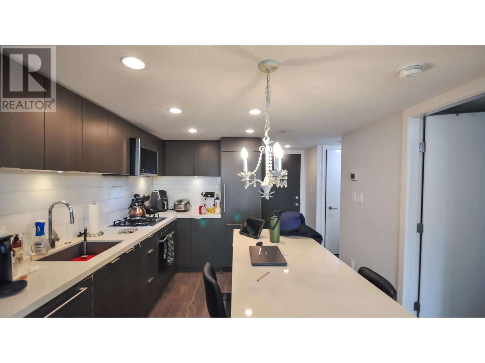Photo 9 of 2806 8189 Cambie Street, Vancouver BC