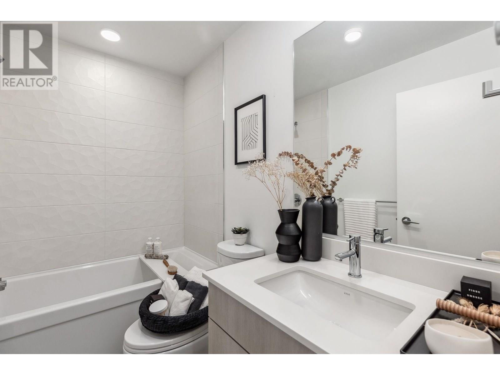 Photo 9 of 103 2463 Rabbit Drive, Tsawwassen BC