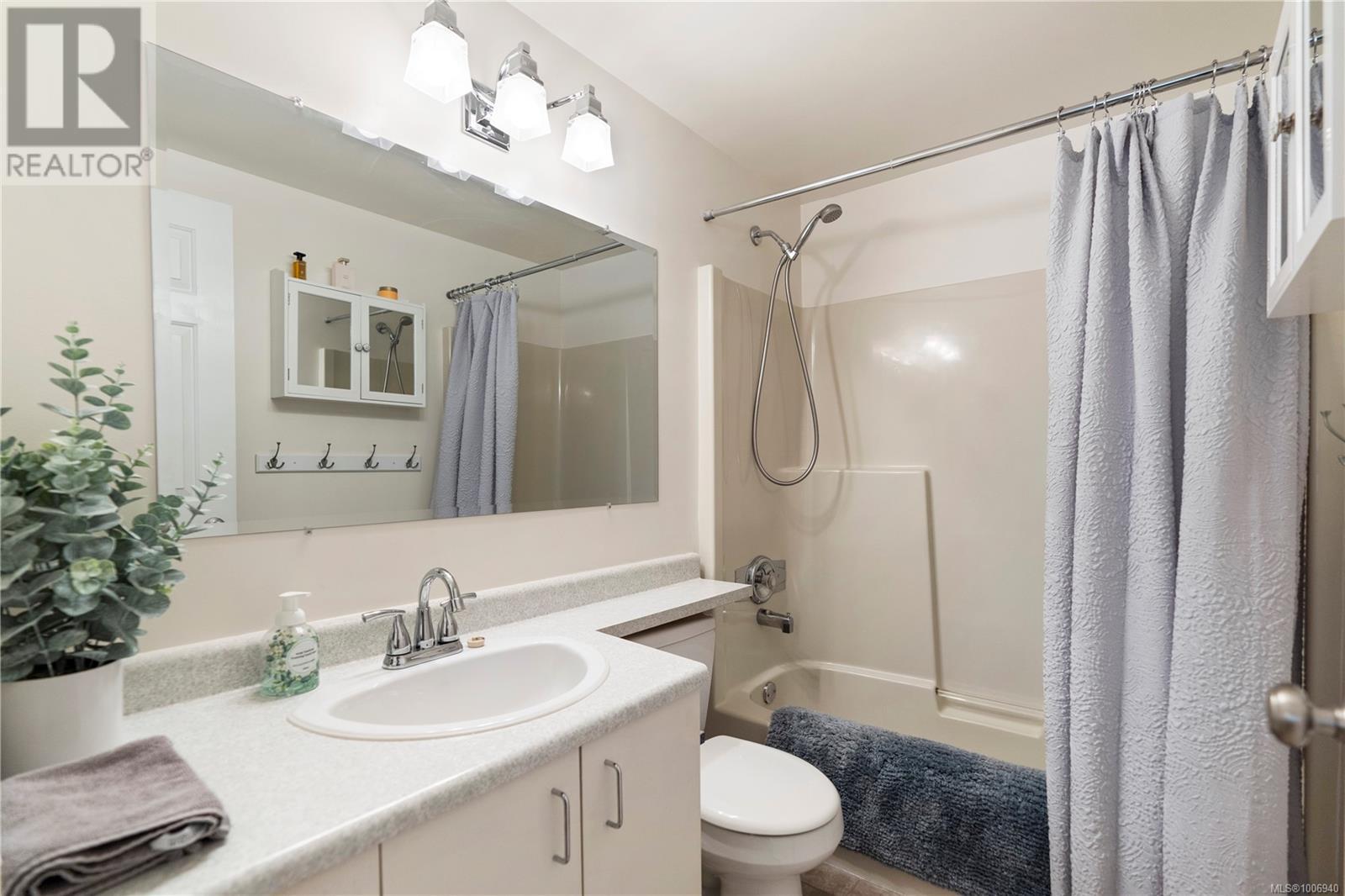 #104 9882 FIFTH ST - Image 10