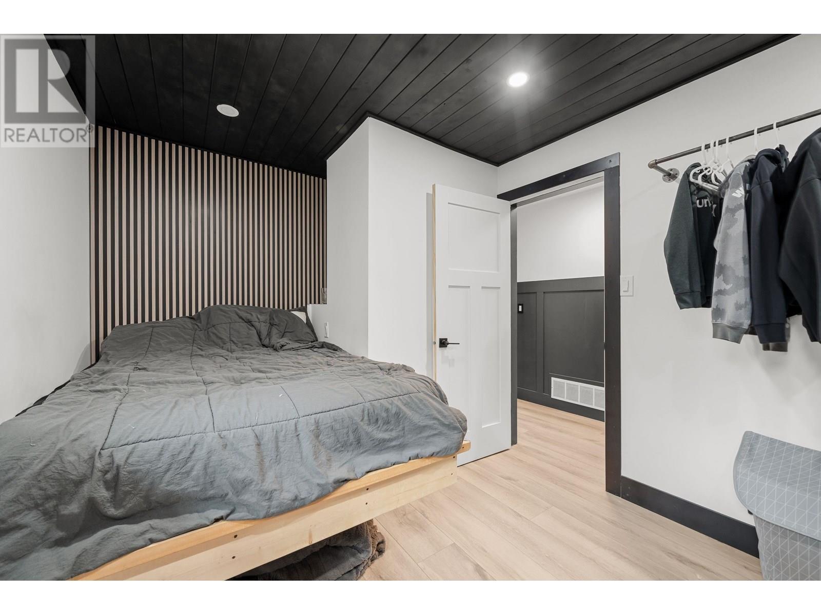 Photo 18 of 1430 Draycott Road, North Vancouver BC