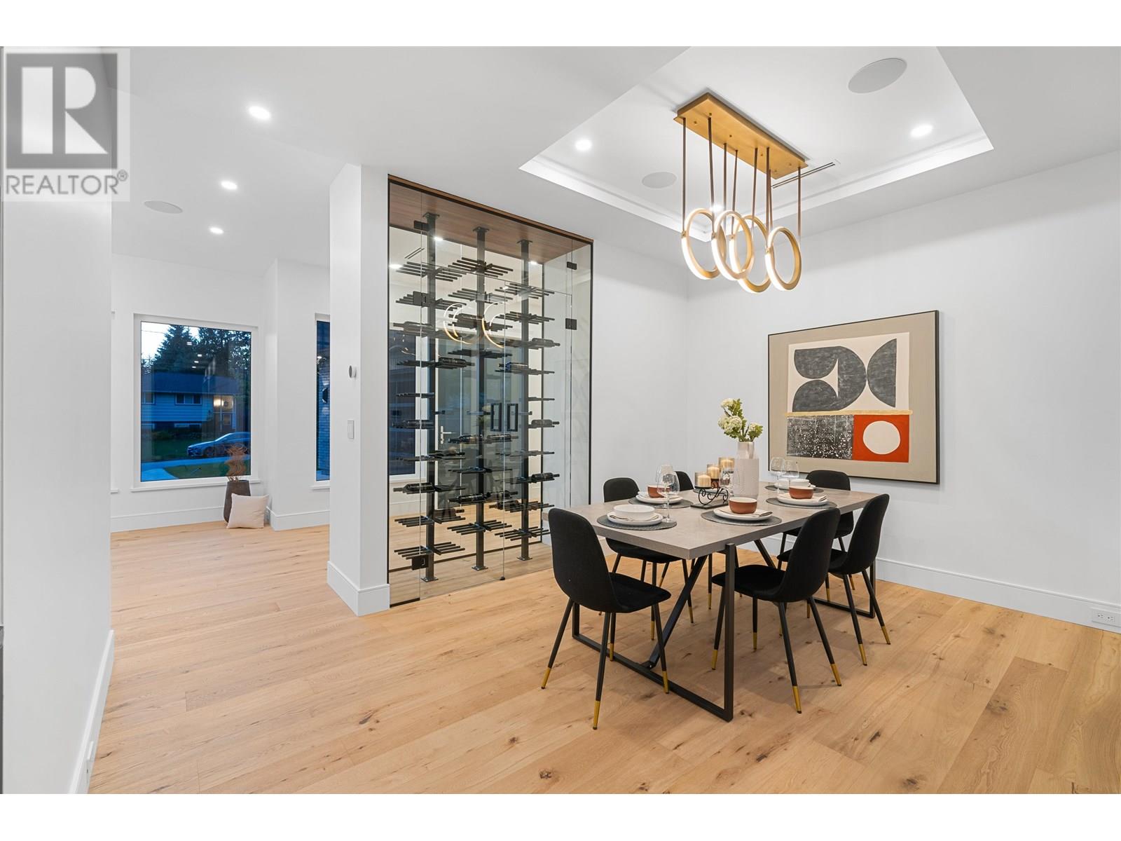 Photo 9 of 687 Poplar Street, Coquitlam BC