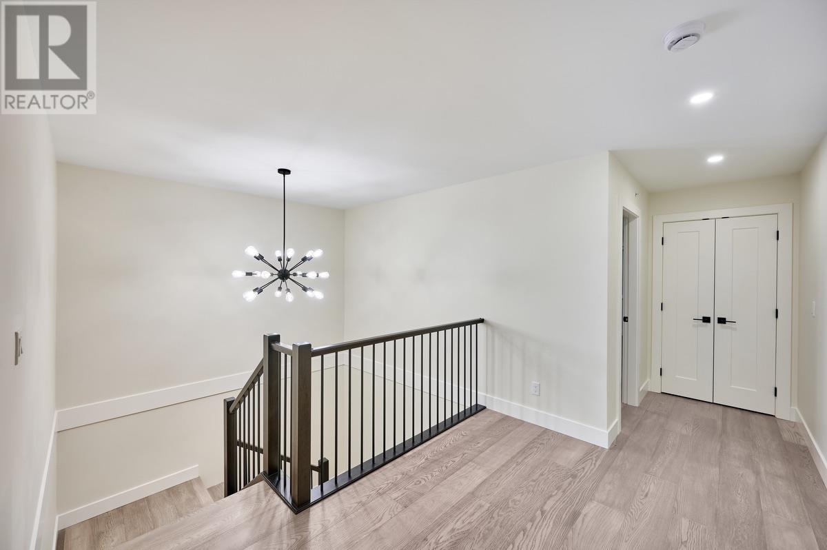 Photo 7 of 20351 123 Avenue, Maple Ridge BC
