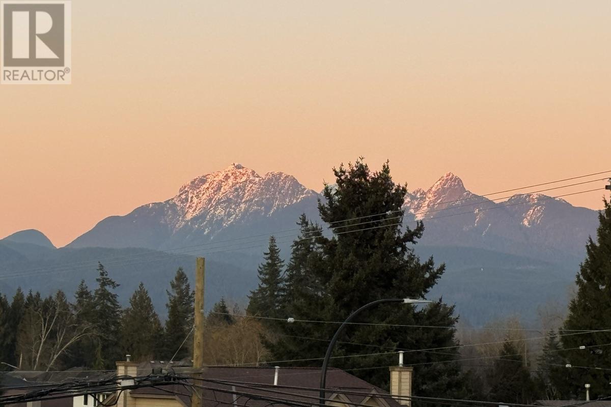 Photo 8 of 20351 123 Avenue, Maple Ridge BC