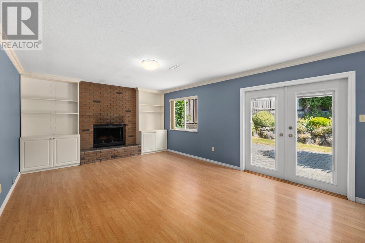 Photo 16 of 1605 Hemlock Place, Port Moody BC