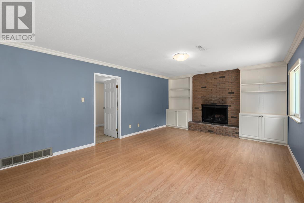 Photo 17 of 1605 Hemlock Place, Port Moody BC