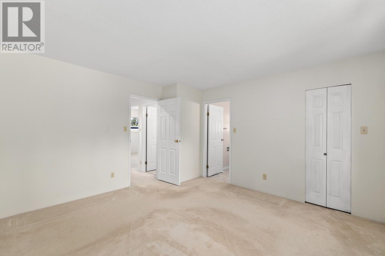 Photo 23 of 1605 Hemlock Place, Port Moody BC