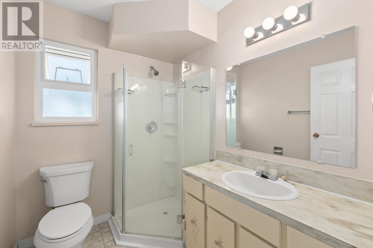 Photo 25 of 1605 Hemlock Place, Port Moody BC