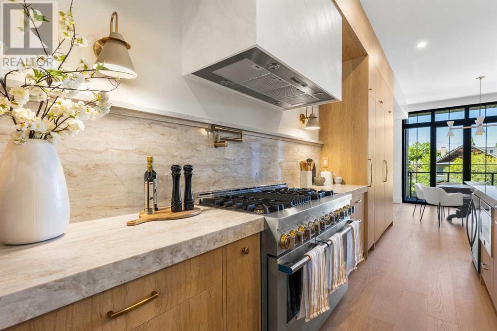 Single Family House for Sale in   Avenue SW South Calgary Calgary 