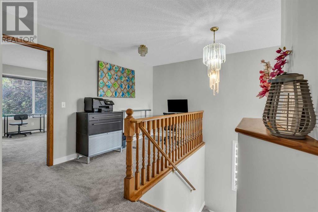 Single Family House for Sale in  Chaparral Manor SE Chaparral Calgary 