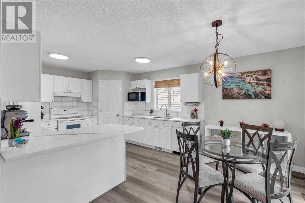 Single Family House for Sale in  Chaparral Manor SE Chaparral Calgary 