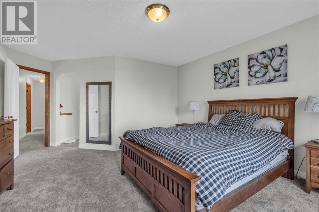 Single Family House for Sale in  Chaparral Manor SE Chaparral Calgary 