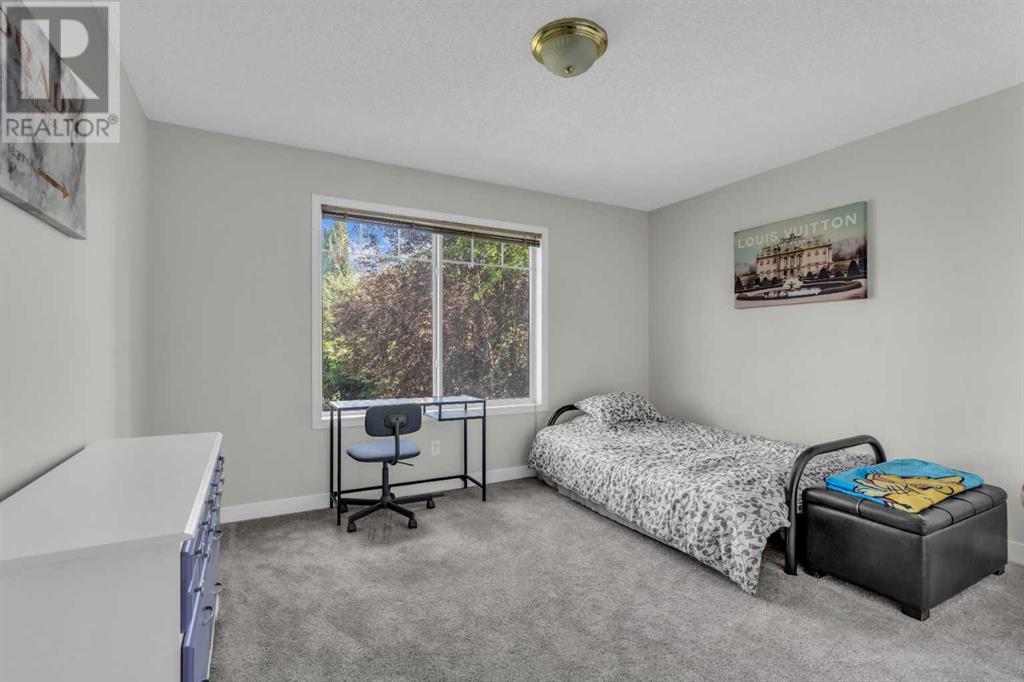 Single Family House for Sale in  Chaparral Manor SE Chaparral Calgary 