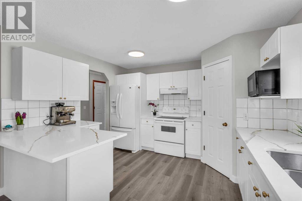 Single Family House for Sale in  Chaparral Manor SE Chaparral Calgary 