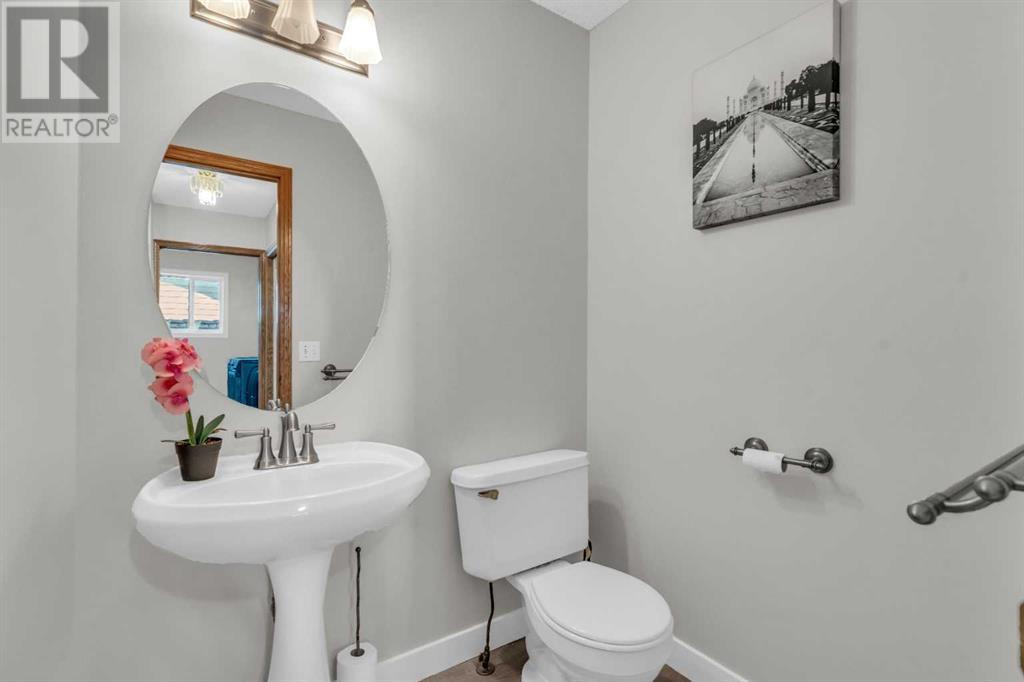Single Family House for Sale in  Chaparral Manor SE Chaparral Calgary 
