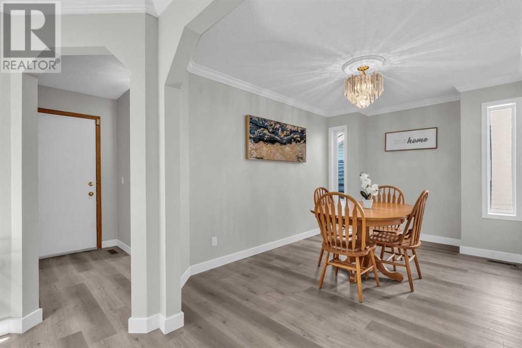 Single Family House for Sale in  Chaparral Manor SE Chaparral Calgary 