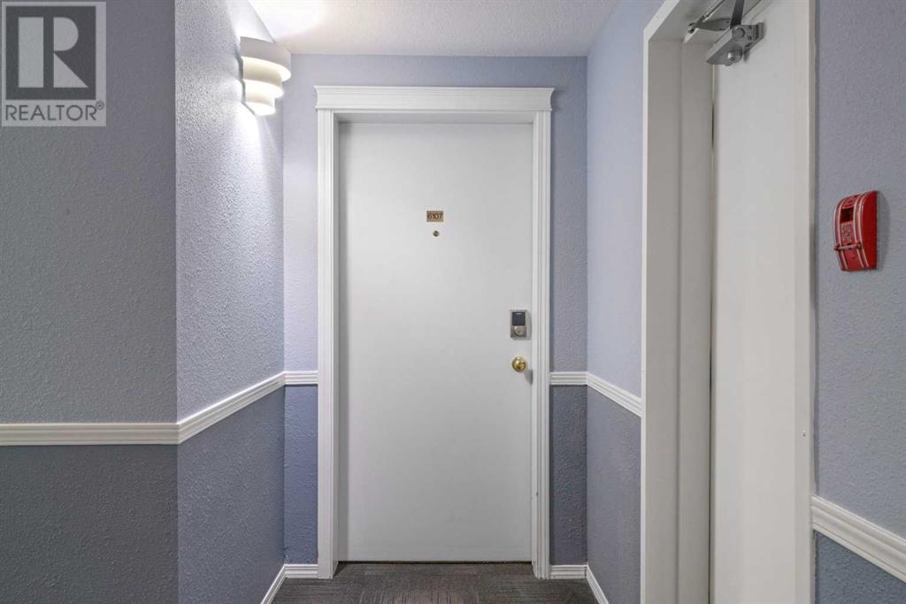 Single Family House for Sale in   Somervale Court Somerset Calgary 