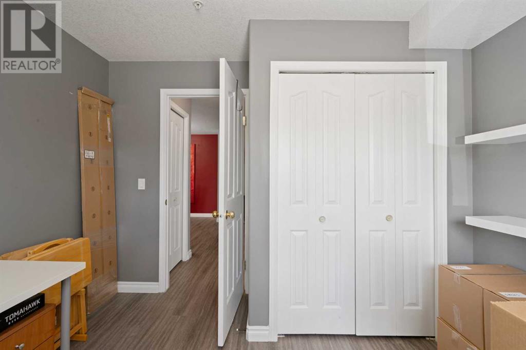 Single Family House for Sale in   Somervale Court Somerset Calgary 