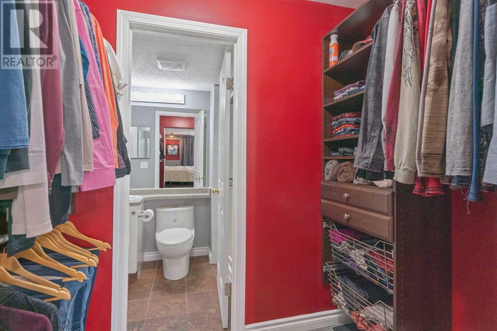 Single Family House for Sale in   Somervale Court Somerset Calgary 