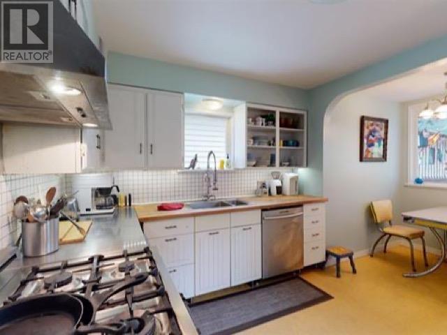 Photo 11 of 1159 19 Avenue, Vancouver BC