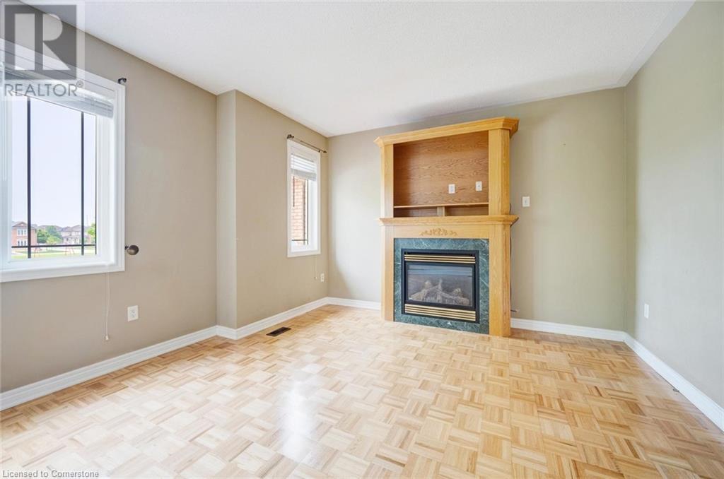 Photo 18 of 27 Putnam Drive, Brampton ON