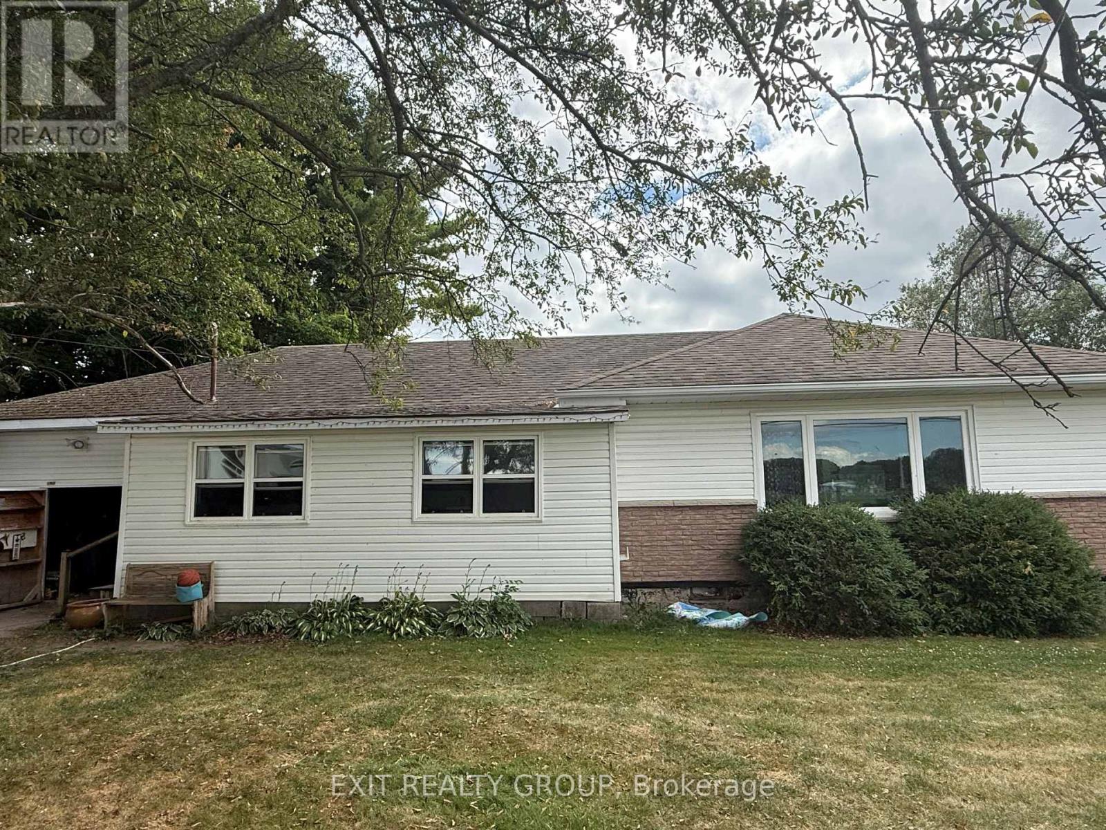 Photo 2 of 1126 County Rd 10, Prince Edward County ON