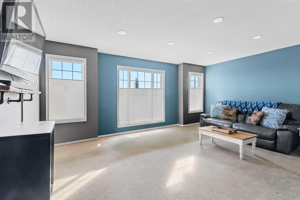 Single Family House for Sale in  Everglen Rise SW Evergreen Calgary 