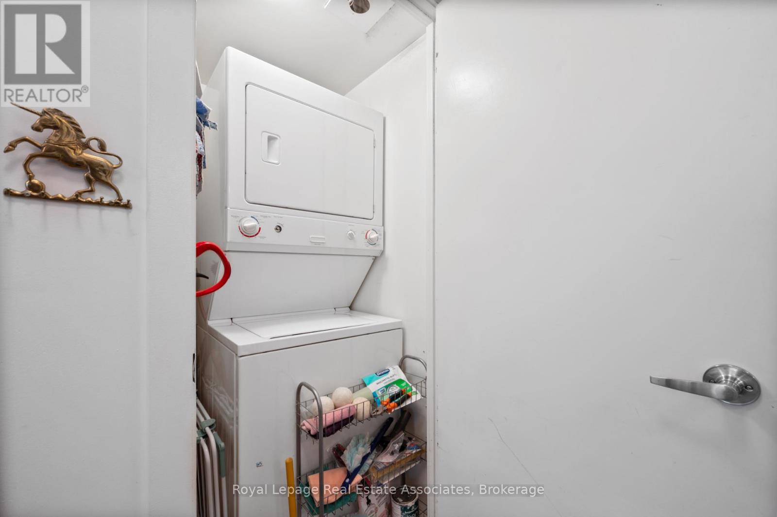 Photo 9 of 222 80 Western Battery Road, Toronto ON