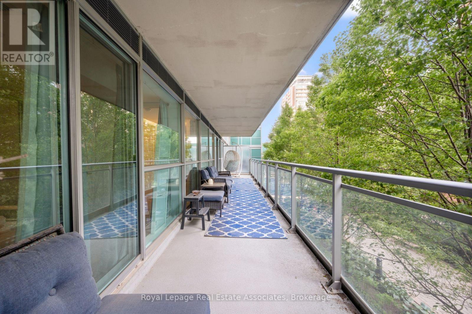 Photo 7 of 222 80 Western Battery Road, Toronto ON