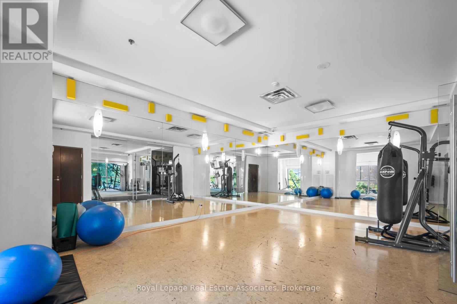 Photo 25 of 222 80 Western Battery Road, Toronto ON