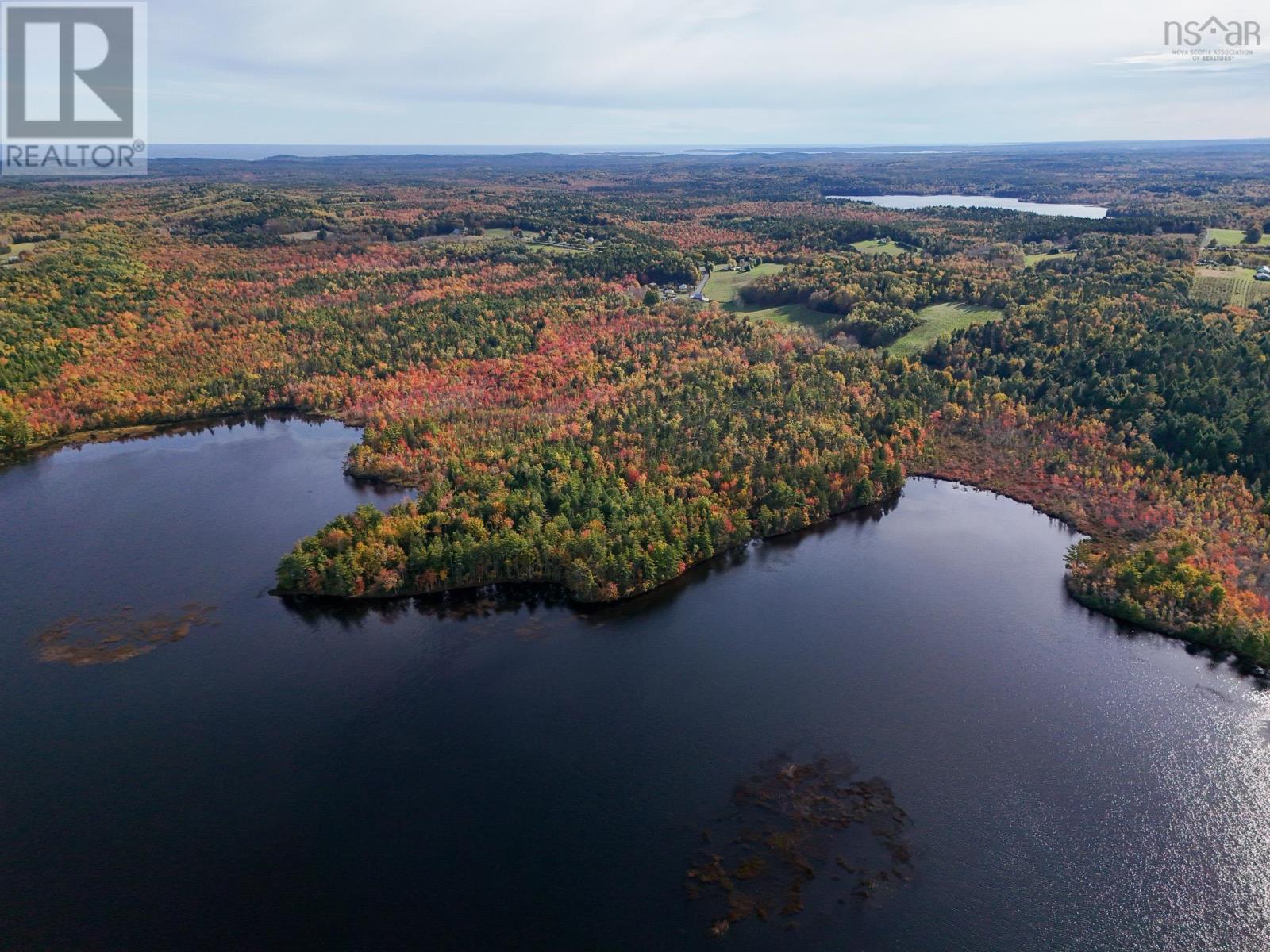 Property 17 of 47 of 63 Frank Road, Lot Italy Cross Road