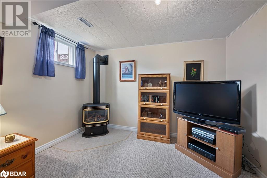 Photo 34 of 72 Buchanan Street, Barrie ON