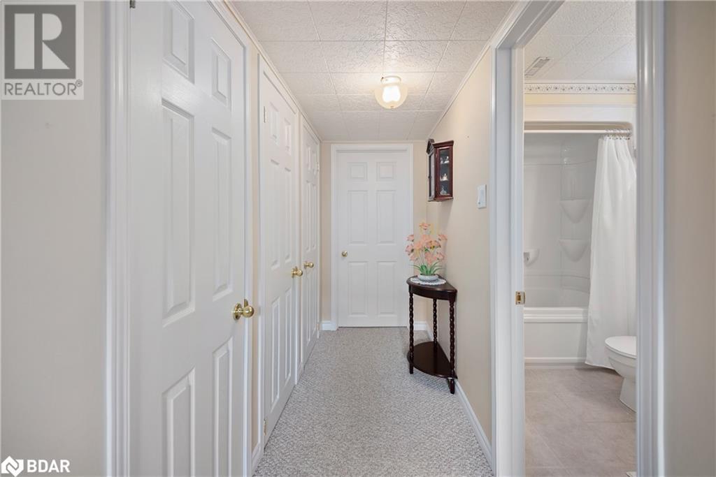 Photo 40 of 72 Buchanan Street, Barrie ON