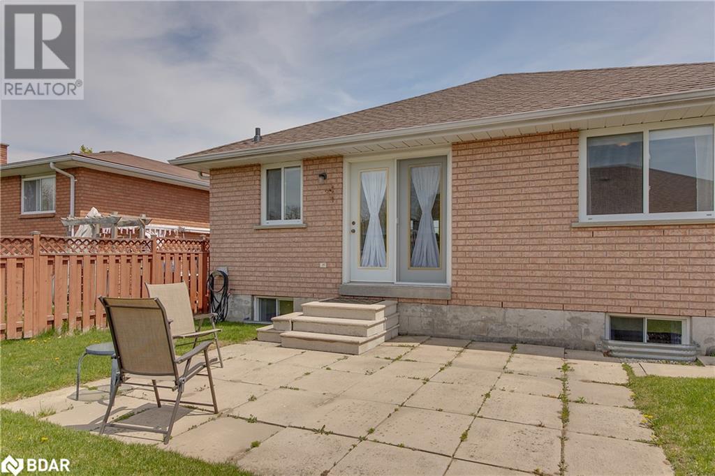 Photo 47 of 72 Buchanan Street, Barrie ON