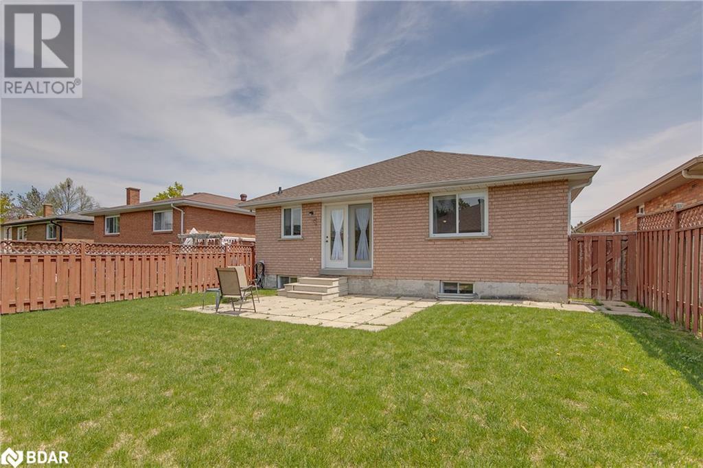 Photo 49 of 72 Buchanan Street, Barrie ON