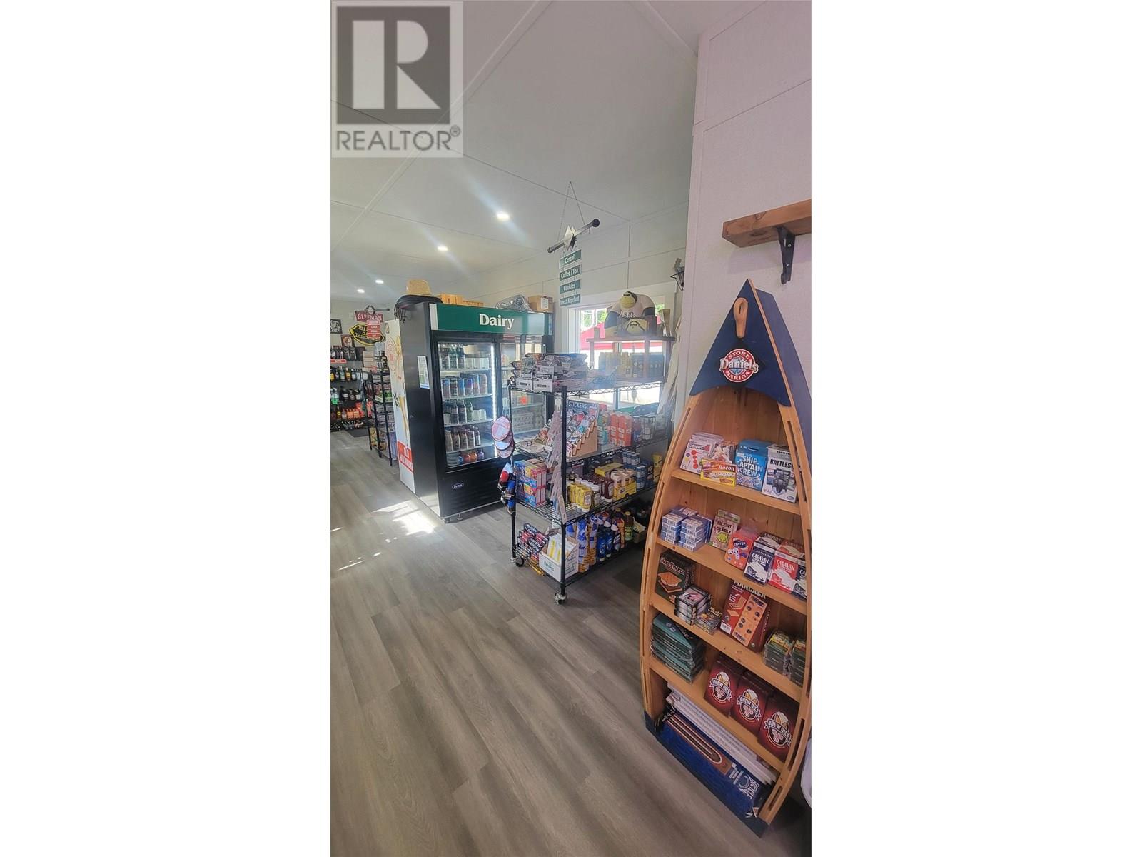 1142 Seymour arm bay road Road, Seymour Arm