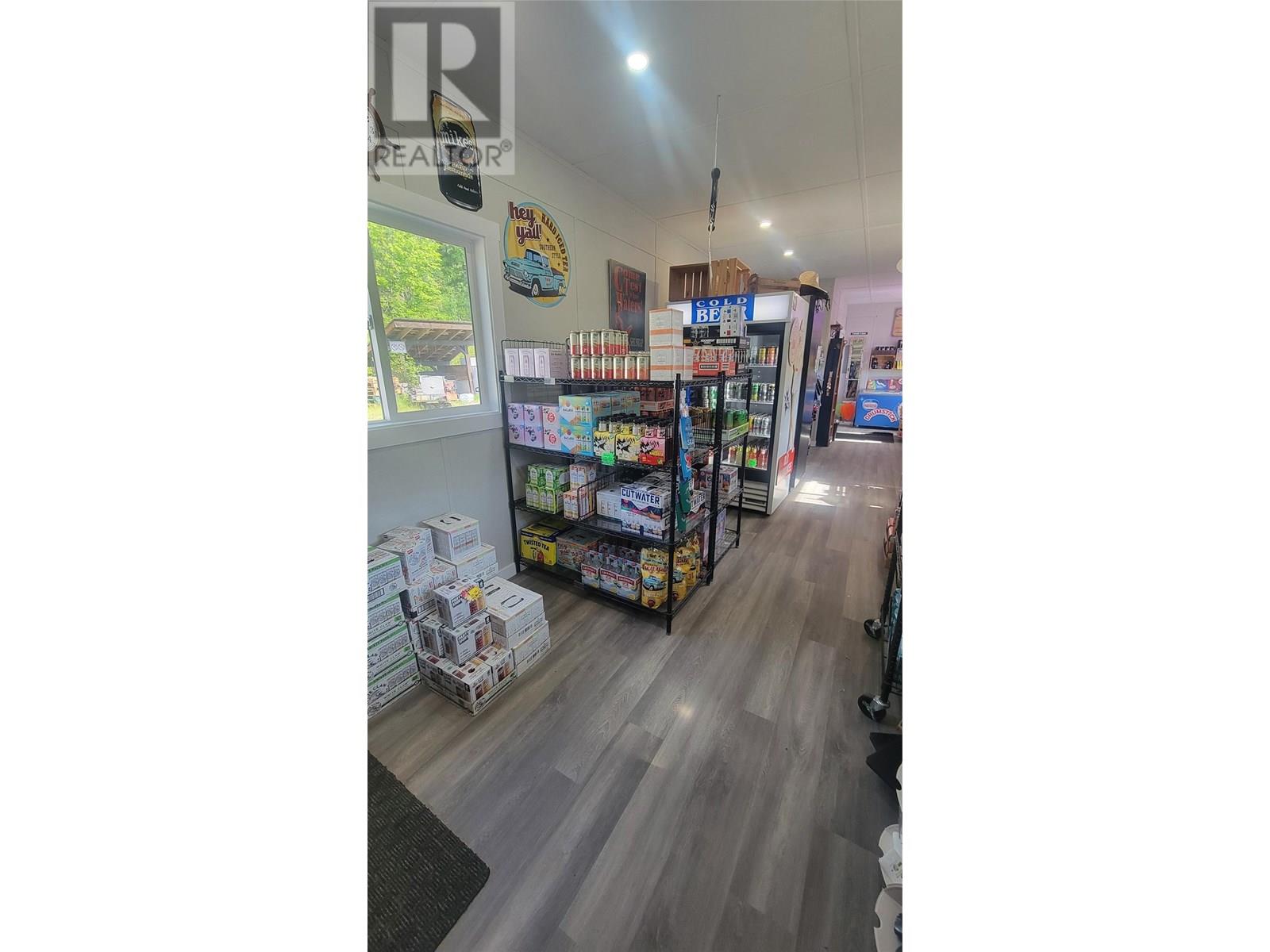 1142 Seymour arm bay road Road, Seymour Arm