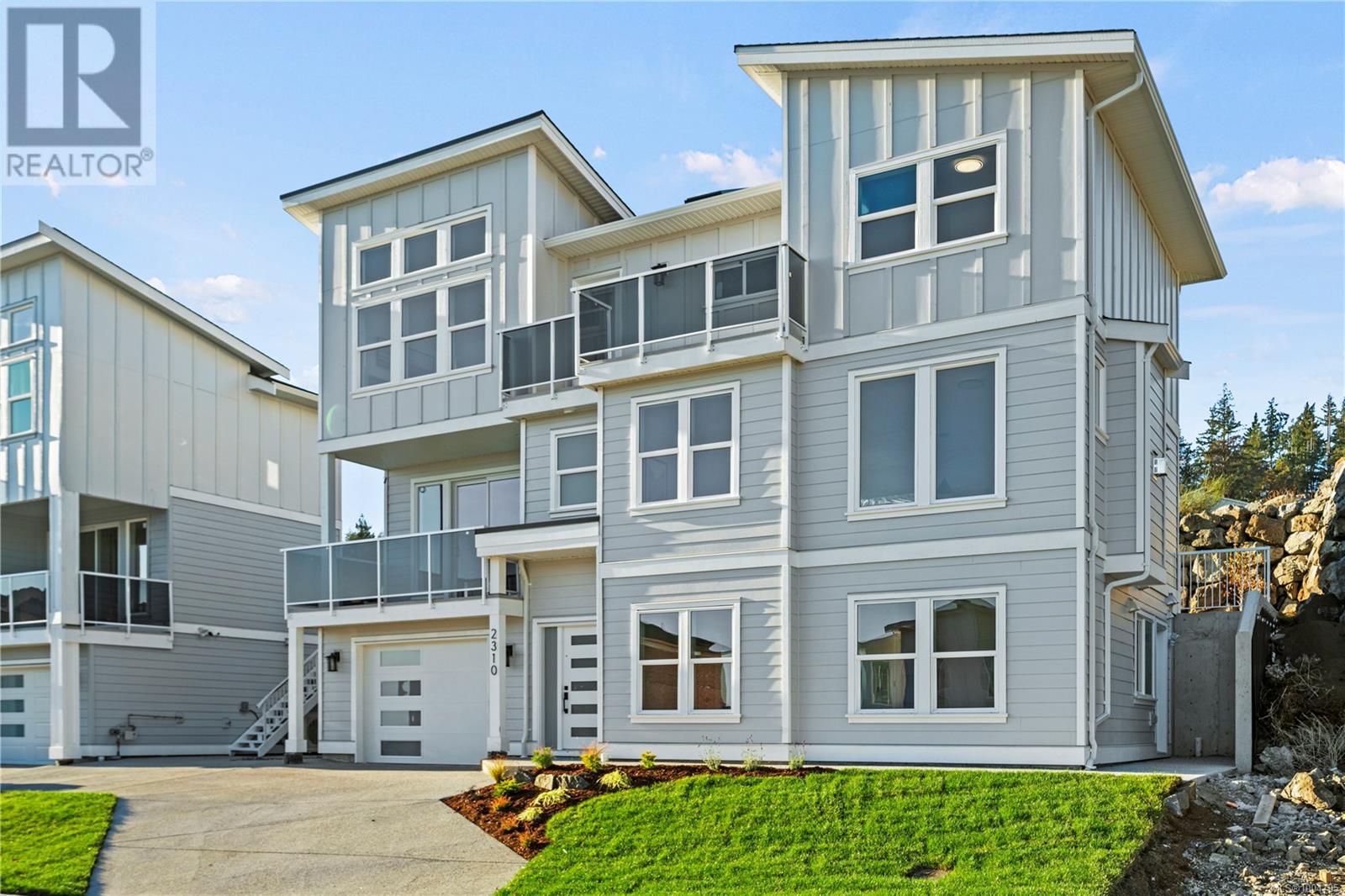 Photo 3 of 2310 Hudson Terr, Sooke BC