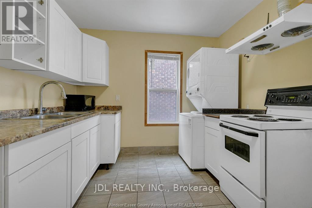 Photo 25 of 721 723 Campbell Avenue, Windsor ON